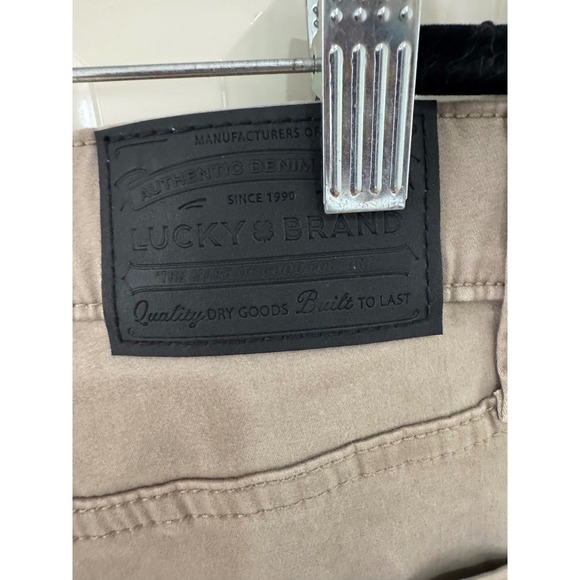 Lucky Brand 223 Straight Leg Men's Pants Khaki Casual Everyday Size 32x30 EUC - Picture 9 of 13